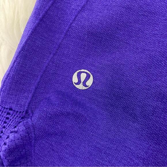 Lululemon In The Flow Crop II Heathered Bruised Berry Purple Size 6 Yoga - Picture 4 of 9